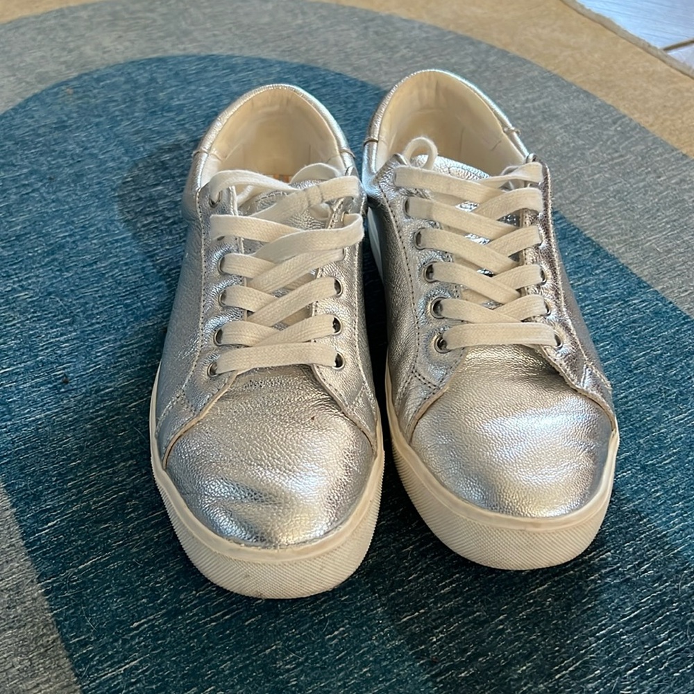 Sam Edelman metallic silver Sneakers